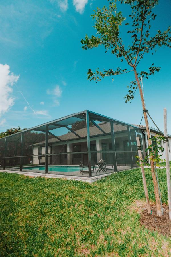 The Basilican Cape Coral Exteriér fotografie